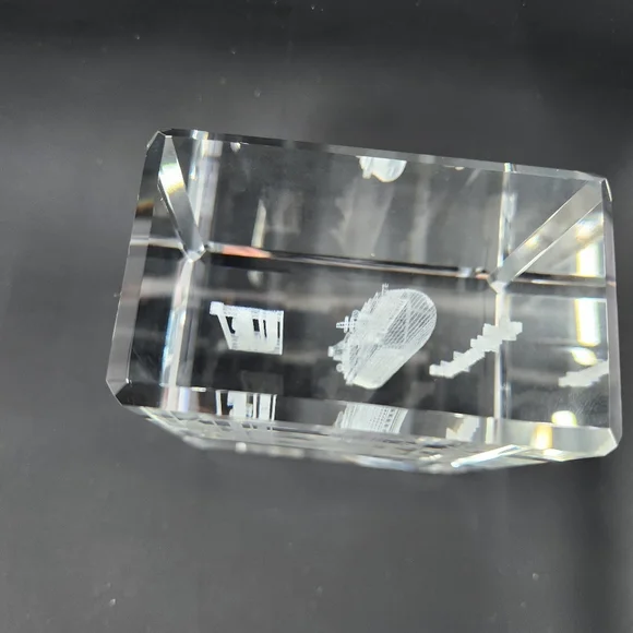 Royal Caribbean Independence of the Seas 3D Etched Crystal Block Paper Weight
